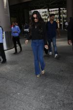 Malaika Arora Khan snapped at airport on 20th March 2016